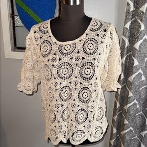 Solitaire Crochet Puff Sleeve Top SZ Medium